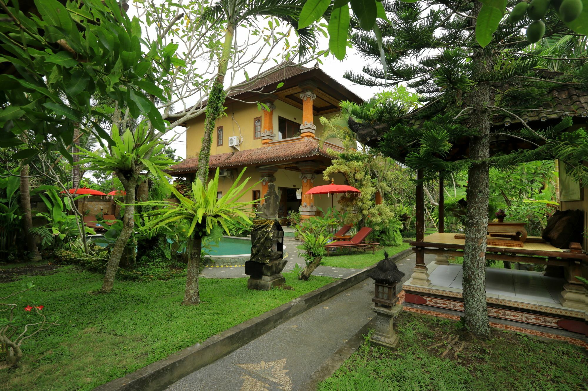 Uma Sari Cottage By Mahaputra-Chse Certified Ubud  Exterior photo